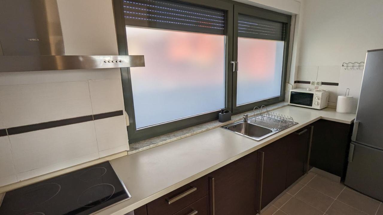 Downtown Fiume, Underground Garage Within The Property Extérieur photo